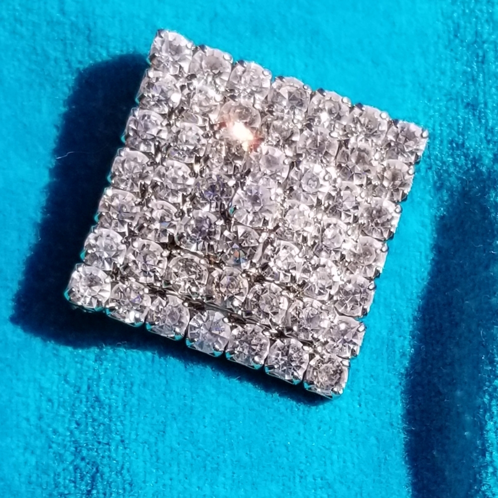Vintage Rhinestone Brooch - Picture 2 of 13